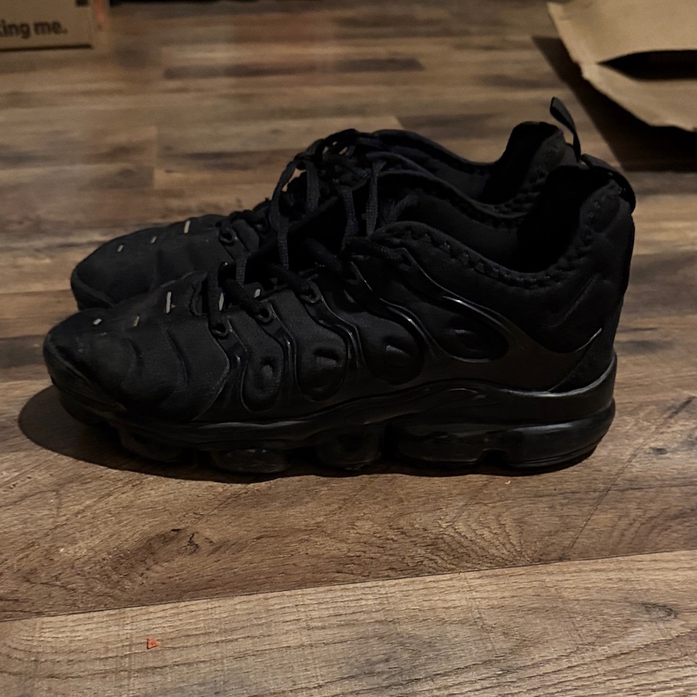 Nike Black Athletic Shoes